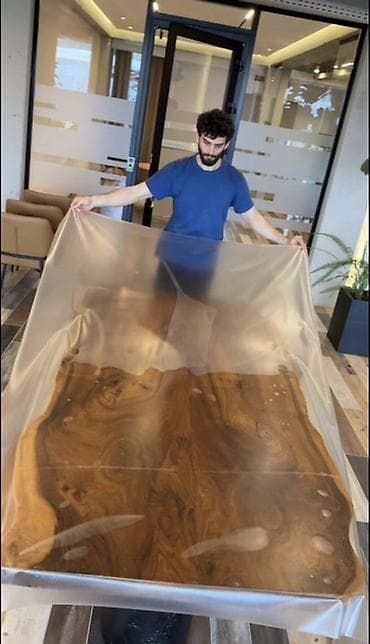 Digər xidmətlər: Izin Mebeliniz 5 ildən sonra da yeni kimi görünə bilər. Cızıq yoxdur — 10