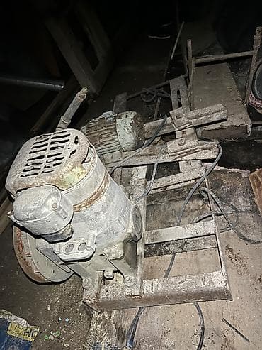 Mexaniki əl alətləri: Ancaq shekillerde olanlardi,baska hecne yoxdu. kime hansi lazimdi zeng — 2