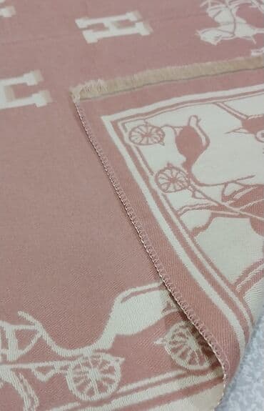 Ferrari: Hermes şərfi, xanımlar üçün, təzədir, keyfiyyətlidir. Model: Hermès — 3