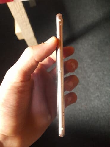 i̇phone 4s: IPhone 8, 64 GB, Ağ, Barmaq izi — 2