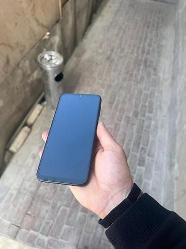 samsung a52 satilir: Samsung Galaxy A24 4G, 128 GB, rəng - Qara, İki sim kartlı — 3