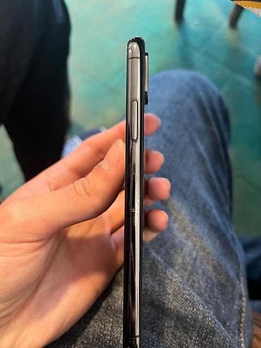 iphone 6 pulus: IPhone Xs, Space Gray, Face ID — 5