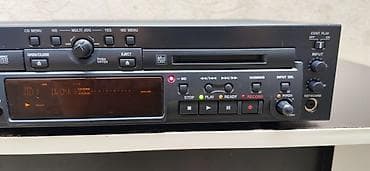 mikrofon mini: TASCAM MD-CD1mkII – peşəkar CD/MD kombinə edilmiş pleyer/rekorder — 8