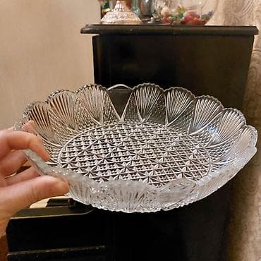 Şuşe qab orta böyuklukde 28sm. Tezedi 5m