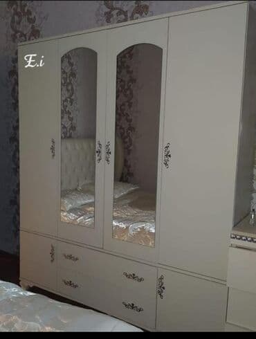 laminat qiyməti: Yeni, Açılan, 4 qapılı Düz dolab, Dolab-asılqan, Azərbaycan — 25