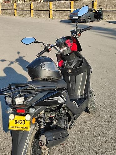 vega kask: 50 sm3, 2023 il, 11993 km — 6