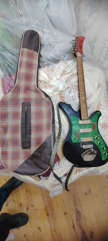 Elektron gitara, 6 sim, İşlənmiş, Pulsuz çatdırılma — 2