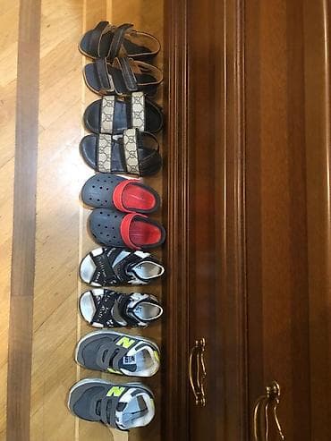 Uşaq ayaqqabıları - 6 cüt uşaq ayaqqabısı və sandal: 1) Tünd mavi