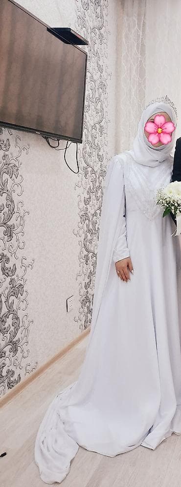 gelin gulleri: Hicablılar üçün gəlinlik.Şəxsi tikilib razmer 42-44,155 boya uyğun — 2