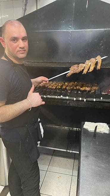 donuz eti satilir: Manqalda kabab və şiş xidmətləri - Odun kömürü üzərində peşəkar — 5