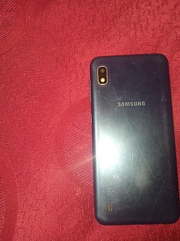 paltar yuyan gence: Samsung Galaxy A10, 32 GB, rəng - Mavi, İki sim kartlı — 2