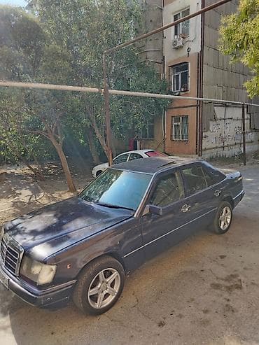 ravon 2: Mercedes-Benz E 230: 2.3 l | 1990 il Sedan — 7
