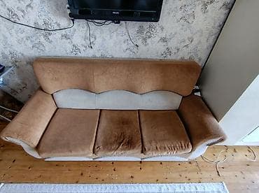 i̇slenmis divan: Divan, İşlənmiş, Açılan, Bazalı, Parça, Çatdırılma yoxdur — 2