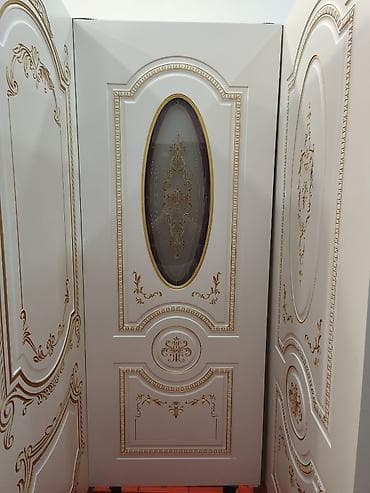 Klassik üslubda interyer qapısı - Material: MDF əsaslı, üzəri boyalı