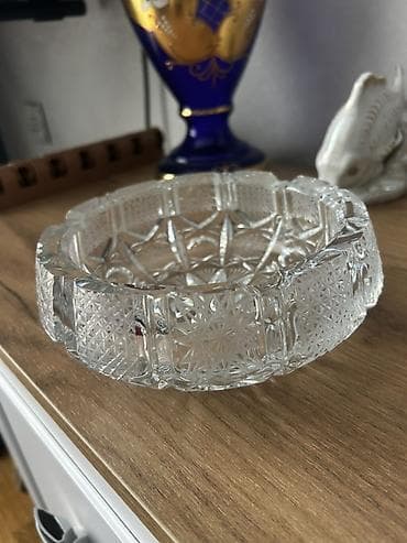 Külqabılar: Kəsimli şüşə külqabı - Material: qalın, şəffaf kəsimli şüşə (kristal — 1