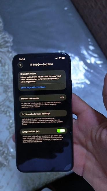 iphone 13 sad: IPhone 11 Pro Max, 256 GB, Qızılı, Face ID — 3