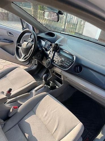 audi 6: Honda Insight: 1.3 l | 2009 il Hetçbek — 3