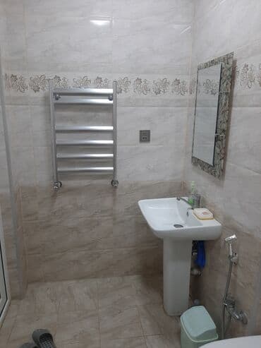 tap.az xacmaz: Mənzil – san/qovşağı və balkon təsviri - Hamam: Divar və döşəmə — 4