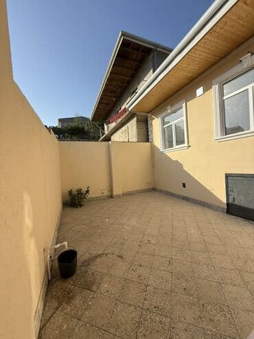 загородный дом с гаражом: 4 комнаты, 180 м², Нет кредита, Свежий ремонт — 1