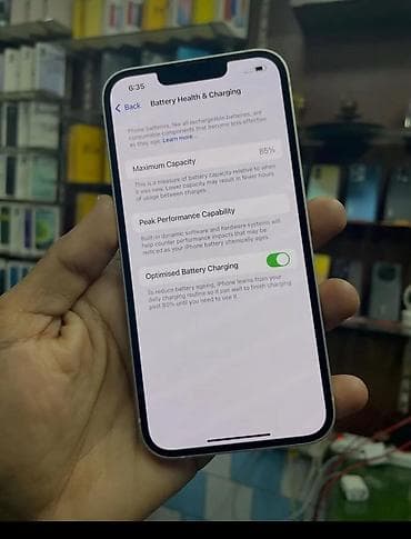 telfon gence: IPhone 13, Ağ, Face ID — 3