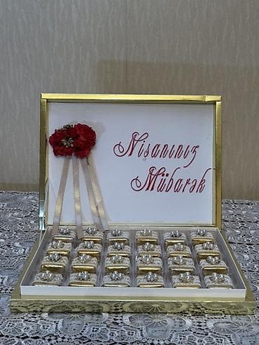 Məhsul: Nişan üçün şokolad qutusu dəsti - Zərif, qızılı çərçivəli