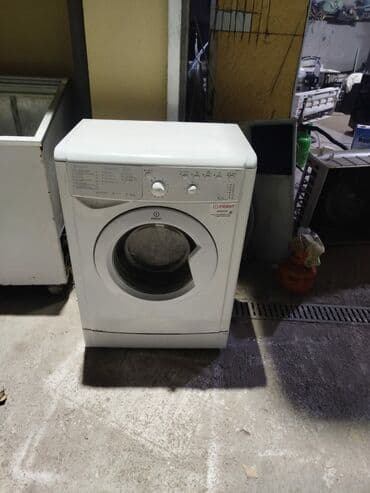maşın üçün tefal: Paltaryuyan maşın Indesit, 5 kq, İşlənmiş, Avtomat, Qurutma var, Ödənişli çatdırılma — 1