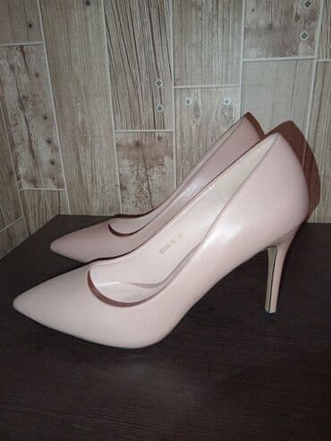 туфли новая не одевала не разу: Tuflilər, Ölçü: 39, İşlənmiş — 3