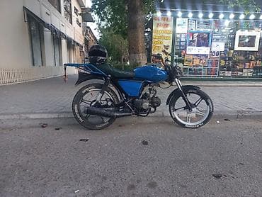 moto hisseler: Modifikasiya olunmuş şəhər tipli motosiklet - Güclü 4T benzin — 2