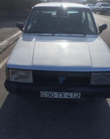 tofaş satış: Tofaş Şahin/Doğan (sedan) – gümüşü rəng Xüsusiyyətlər: - Kuzov: 4 — 5