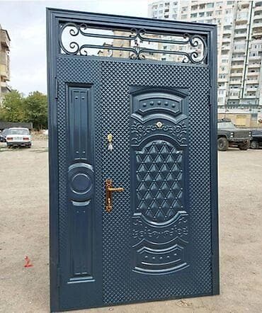 giriş qapı: Metal giriş qapısı - Material: qalın metal təbəqədən hazırlanmış — 1