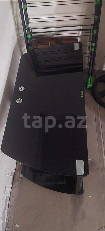 armada mebel: Künc Tv altlığı, Polkalı, Şüşəli — 2