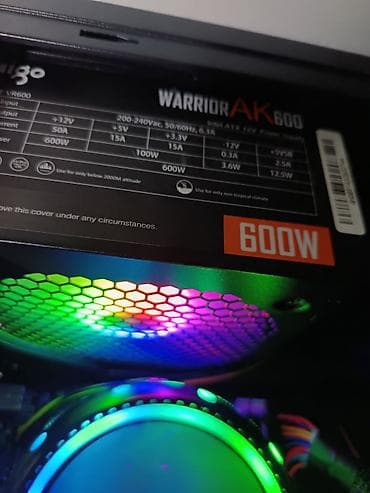 processor core i7: KREDİT VƏ BARTER YOXDUR. QİYMƏT 400 AZN. SON QİYMƏTDİ. AŞAĞI YERİ — 7