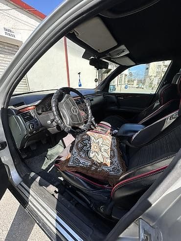 honda teker: Mercedes-Benz E-Class sedan (W210) - Kuzov: sedan, gümüşü rəng - — 8