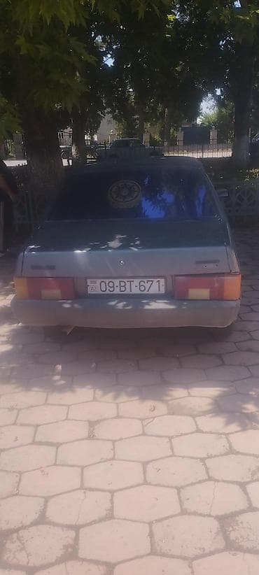 prado sukan: VAZ (LADA) 21099: 1.5 l | 1993 il 2000000 km Sedan — 3