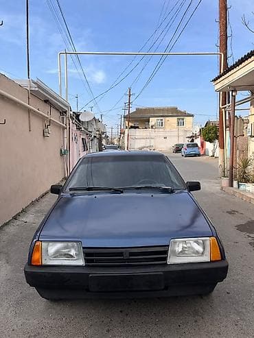 Аксессуары и тюнинг: Maşın hazır kreditdədi kim isdəsə adına keçirdəcəm ilkin ödəniş1600 — 1