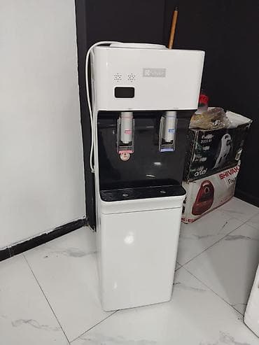 Dispenser Silver, Döşəməüstü, Su isitmə ilə