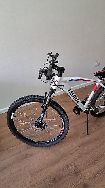 velosiped 32: İşlənmiş Şəhər velosipedi Isma, 26", sürətlərin sayı: 7, Ünvandan götürmə — 4