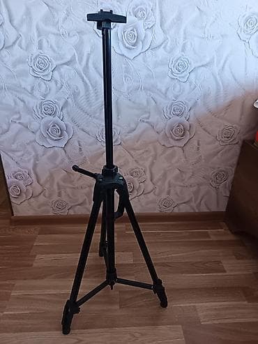 telf: Çoxfunksiyalı, hündürlüyü tənzimlənən tripod satılır. Həm peşəkar — 1