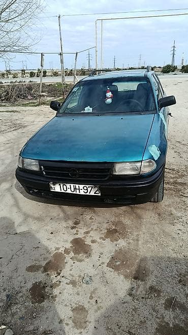 opel astra satilir: Opel Astra f maşın sökülür zapcast olur kim nə zapcast istəsə varımdı — 1