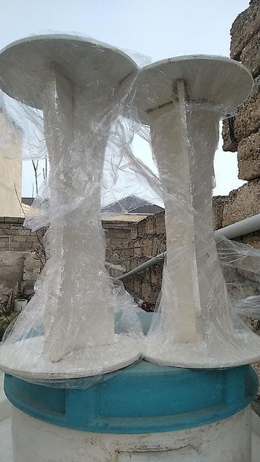 ağ sekil: Masaüstü dekorativ stendlər. gyl. ciceklercyn.razmer 40sant - — 2