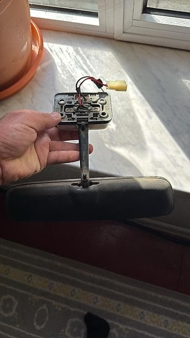 sənədsiz maşın satışı: Üznuşqa güzgü — 2