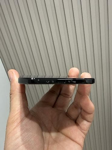 iphone 13 pro xr: IPhone Air, 256 GB, Black Titanium, Simsiz şarj, Sənədlərlə, Face ID — 4