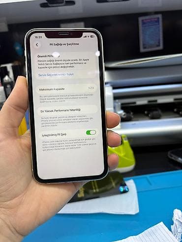 ıphone 7: IPhone 11, 64 GB, Ağ, Face ID — 3