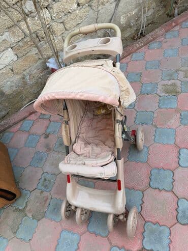 Subaru: Klassik gəzinti arabası — 4