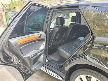 mercedes 203: Mercedes-Benz ML-Class SUV - Kuzov: qara rəng, 5 qapı, yanlarda — 2
