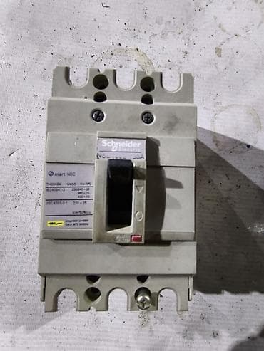 Schneider Electric Elektrik avtomat, 3 faza