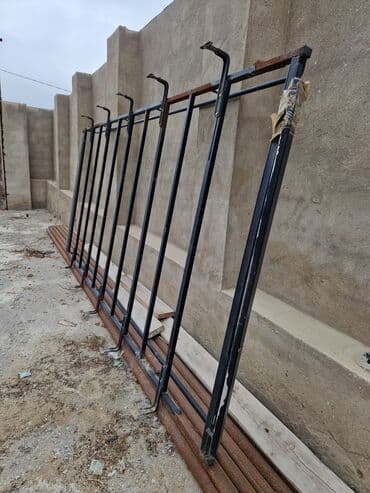 Balkon məhəccəri, Polad