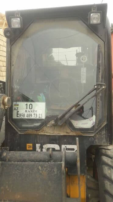 yeni traktorlarin satisi: Texnika şüşesi — 7