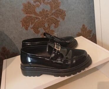 i̇ldırımlı kişi cemperləri: - Rəng: qara, yüksək parlaqlığa malik lak effektli üst material - — 1