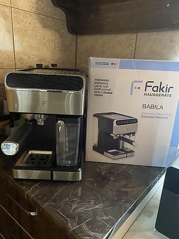 Кухонные плиты и варочные поверхности: Кофемашина Fakir, Полуавтоматическая, С емкостью для молока — 1